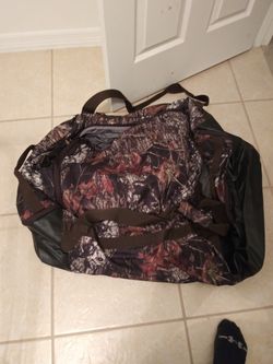 Under armour duffle bag