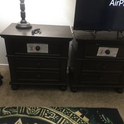 2 Night Stands $80 For Each Or $130 For Both 