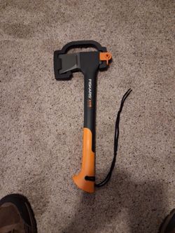Fiskars 17 in. Hatchet