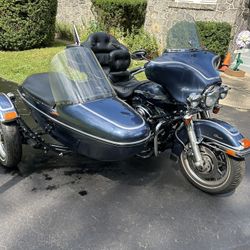 2003 Harley Davidson FLHTCI  with sidecar