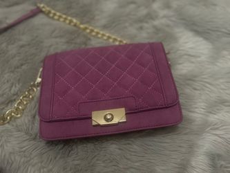 Pink Women’s Purse W Gold Chain strap 