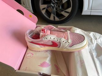Travis Scott Jordan 1 size 3Y