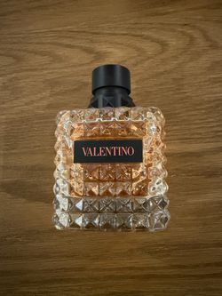 New Valentino BORN IN ROMA DONNA CORAL FANTASY EAU DE PARFUM