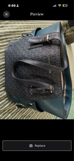 Michael Kors purse