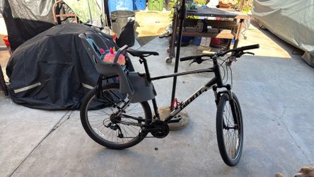 Giant Mountain Bike 27.5 Wheels 21 Gears