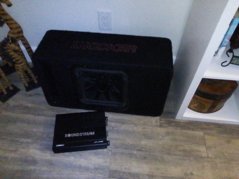 12 In Kicker Sub W/2500watt Amp
