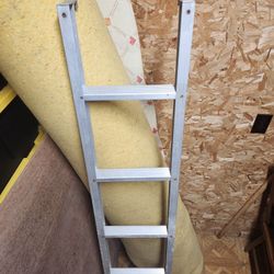 Aluminum Ladder 