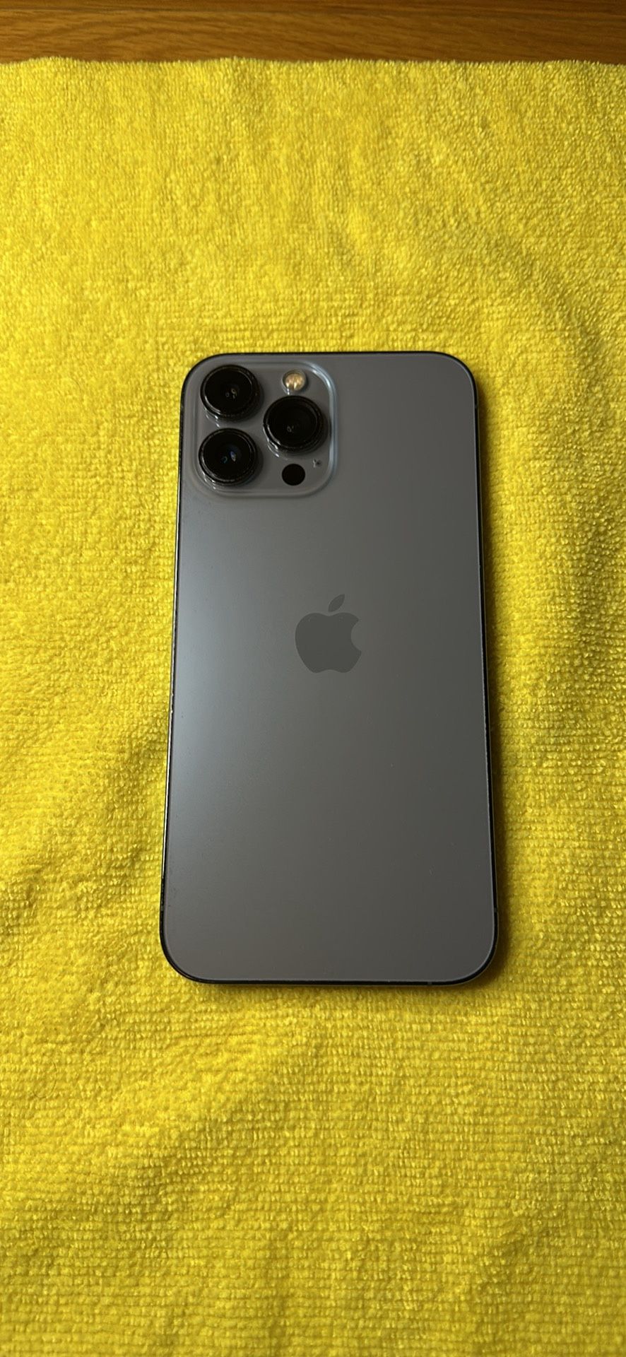 iPhone 13 Pro Max 512gb UNLOCKED