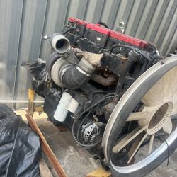 Semi Truck Engine In Very Good Condition 