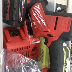 Milwaukee Fuel SAWZALL 