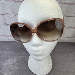 Authentic Gucci Oversized Butterfly Women's Pink Sunglasses GG0506s