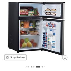 Whirlpool Refrigerator 