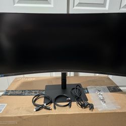 Samsung 34” S65UA Curved Monitor, WQHD Ultra Wide 1440p, HDR10, 100Hz, USB- C, Black
