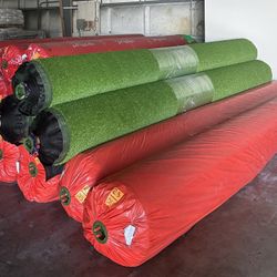 Clearance Sale Synthetic Grass 15 X 50  $1,125