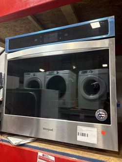 5.0 cu. ft. Smart Single Wall Oven with True Convection Cooking