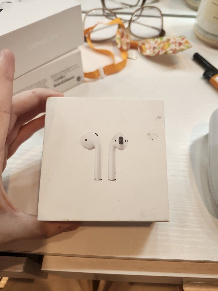 Airpods