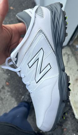 NB Striker golf shoes