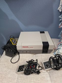 Nintendo Entertainment System (NES) Console