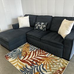 BLUE SECTIONAL COUCH W/ FREE DELIVERY 