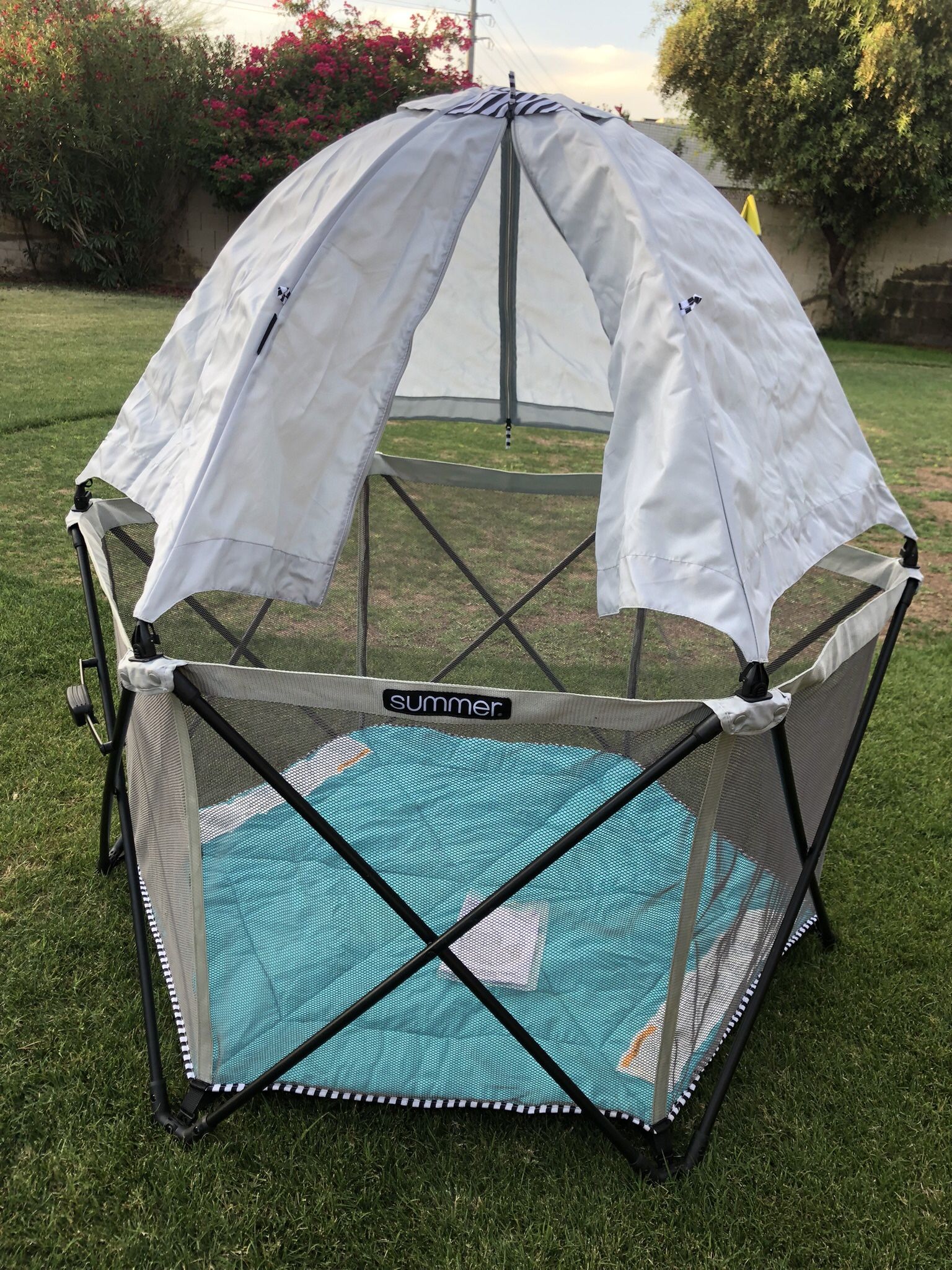 Summer Hexagon Outdoor Playpen With Canopy Cover