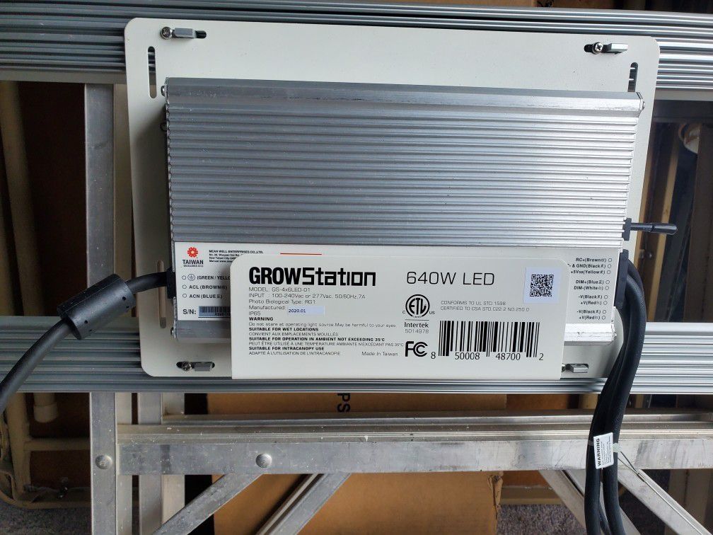 680 Watt GrowStation Light With A Grow Tent Ready To Grow Today!!!