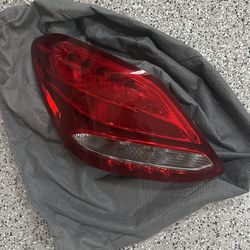 Oem Left Mercedes C Class Taillight Part Number A(contact info removed)