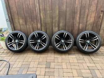 19” Oem Shadow 437m Bmw M3 Wheels for Sale in Brentwood, NY