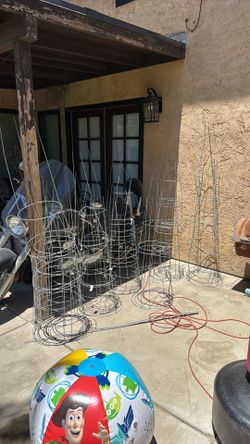 Tomato Cages Or Plant Cages