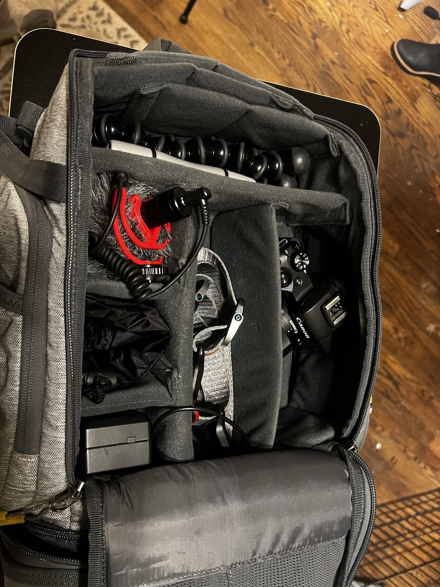 Canon eos m50 mirrorless camera bundle.