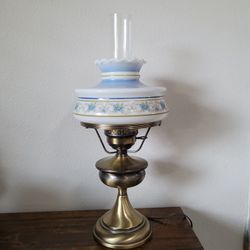 Vintage QUOIZEL Abigail Adams Floral Hurricane Lamp