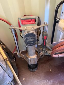 Honda gas powered post driver