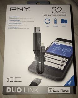 PNY 32GB Flash Drive extra portable storage IPhone/IPad