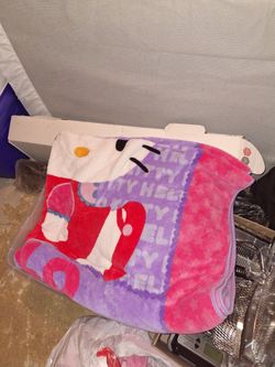 Hello Kitty  Blankets..