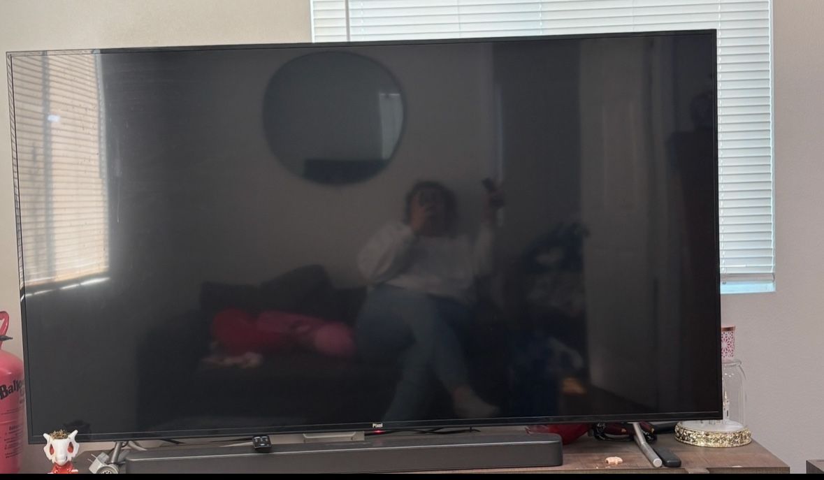 65 In Pixel Smart TV