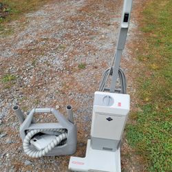 Electrolux Epic Series 3500 SR Upright Vacuum 75th Anniversary Edition 