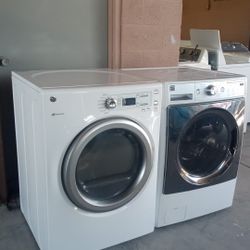 Nice Kenmore washer And GE Gas Dryer (1 Year Warranty)