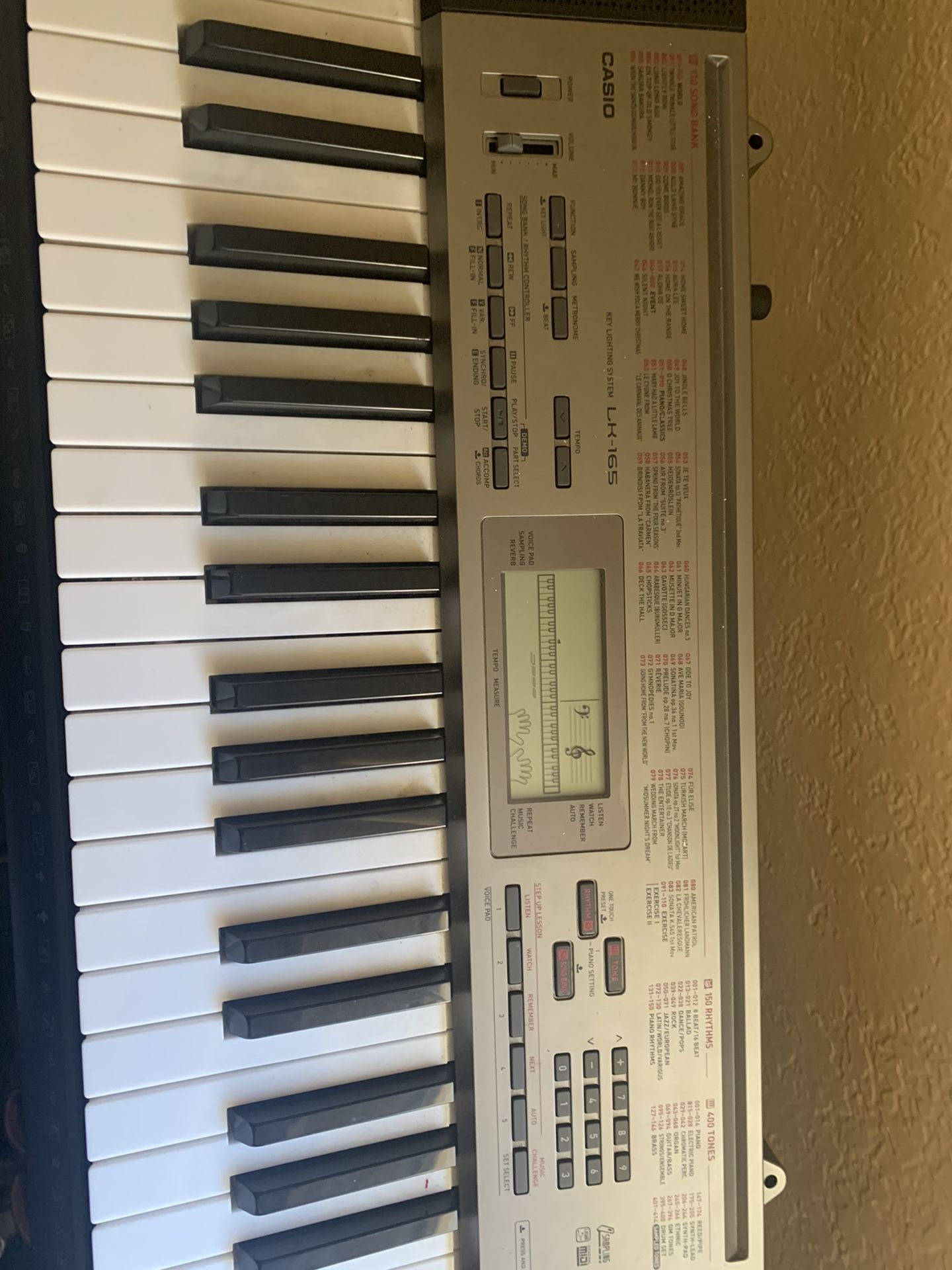 Casio LK-165 Keyboard with stand