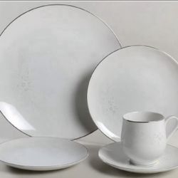 Sango of Japan china in the Cantata pattern  #6202
