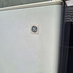 General Electric Refrigerator 