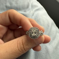 Engagement Ring 5.5 14K 