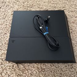 PS 4 Console 