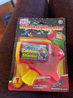 Party Confetti Shooter