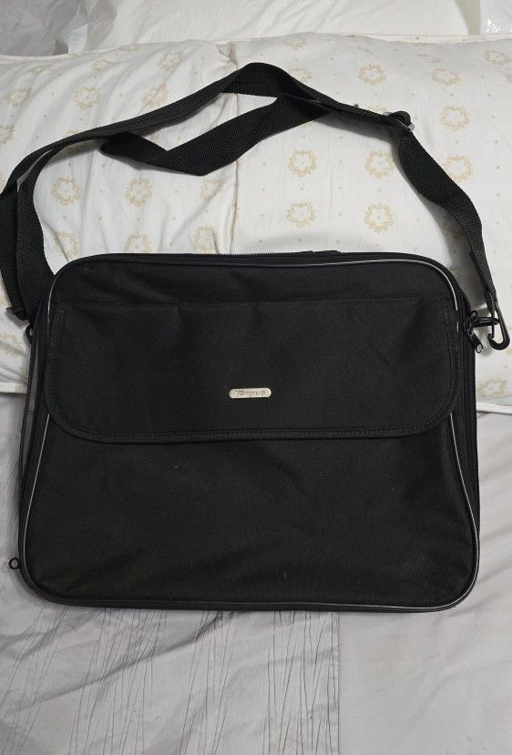 Laptop/Book Bag
