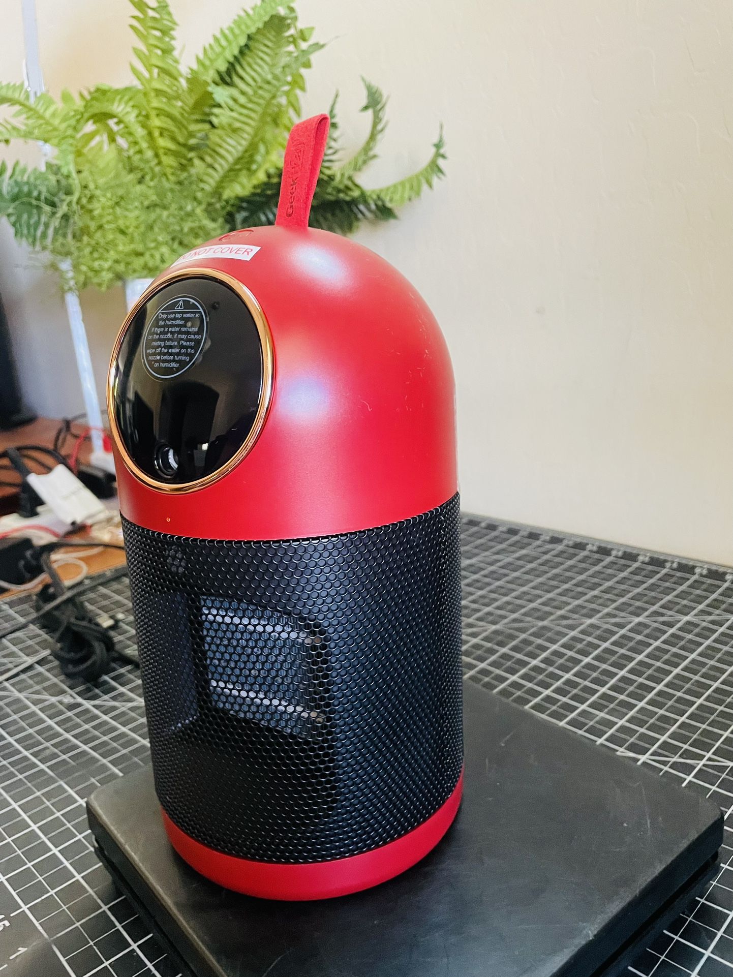 GeekHeat Personal Heater With Humidifer  - 500 Watts