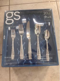 Brand New Gourmet Settings 'Moonlight' 20-Piece Flatware Set - $10