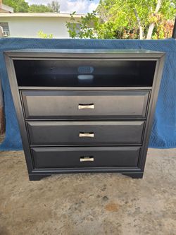 Black 3-Drawer Chest of Drawers Media Chest