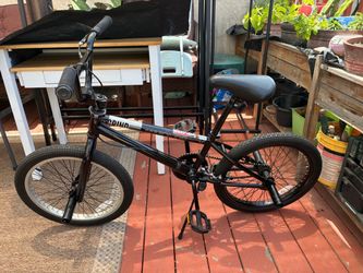 Black Diamond boys bike