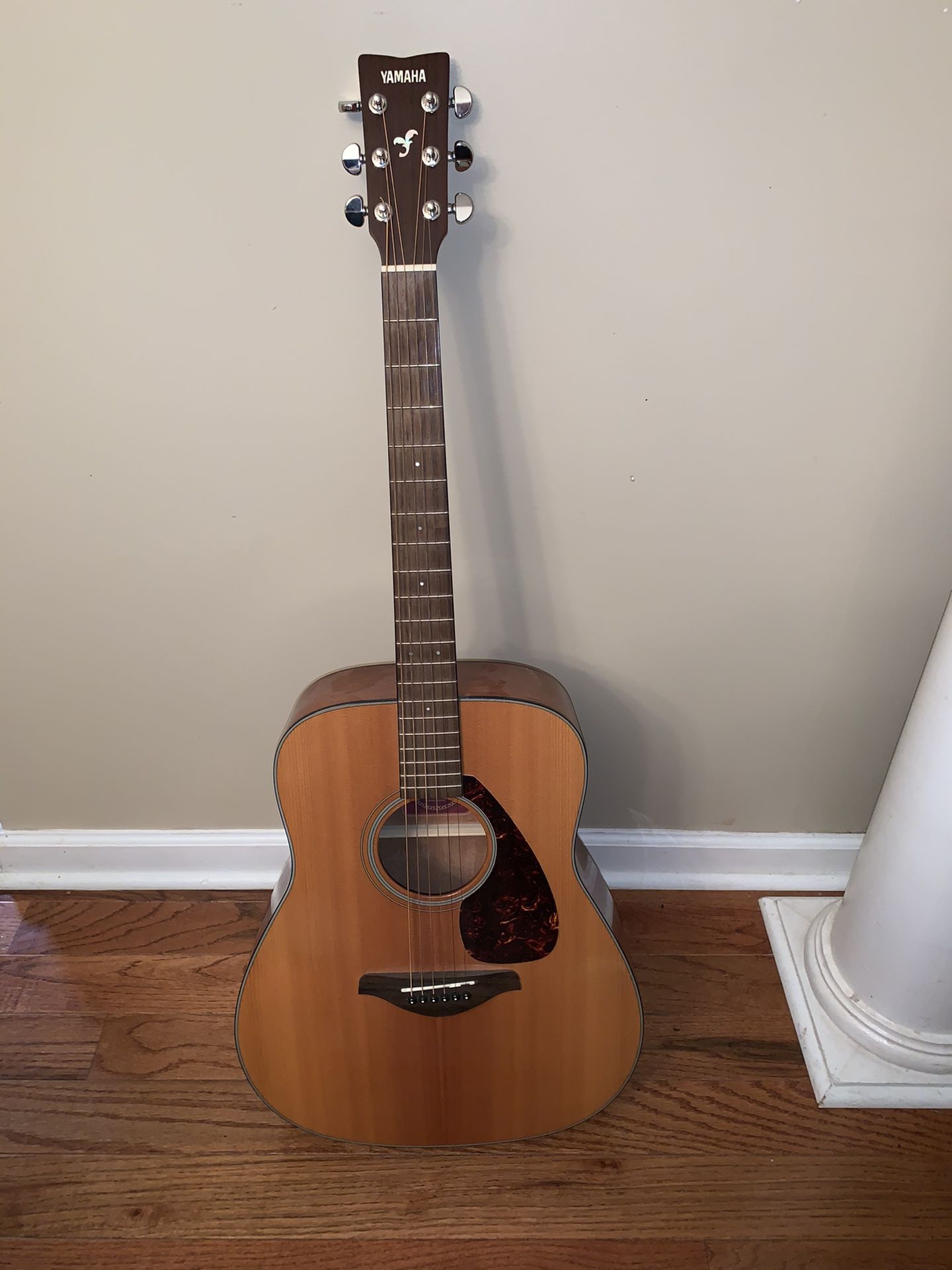 Yamaha acoustical guitar