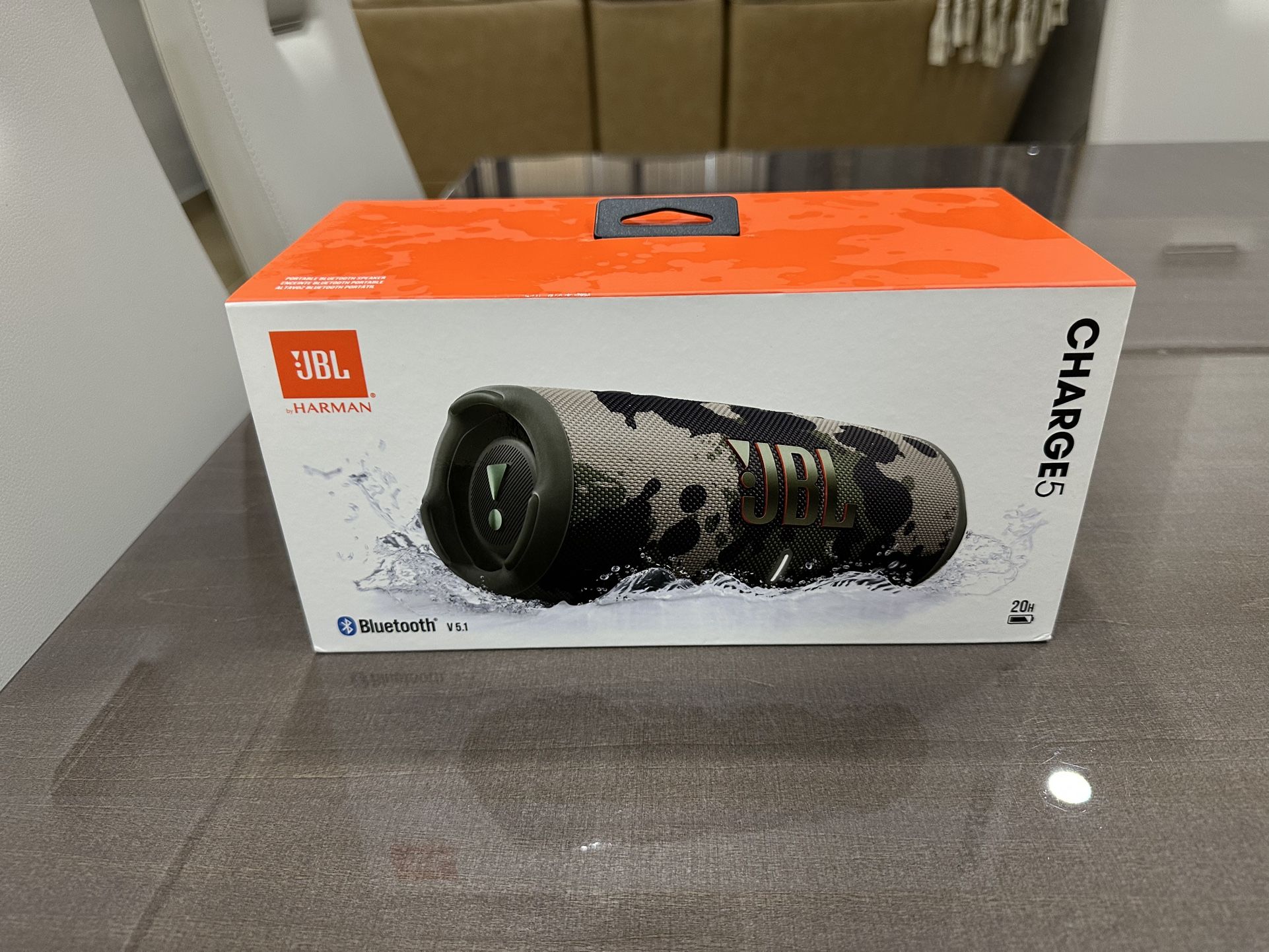 JBL CHARGE 5 - Portable Waterproof (IP67) Bluetooth Speaker with Powerbank USB Charge out, 20 hours playtime, JBL Partyboost (Squad)