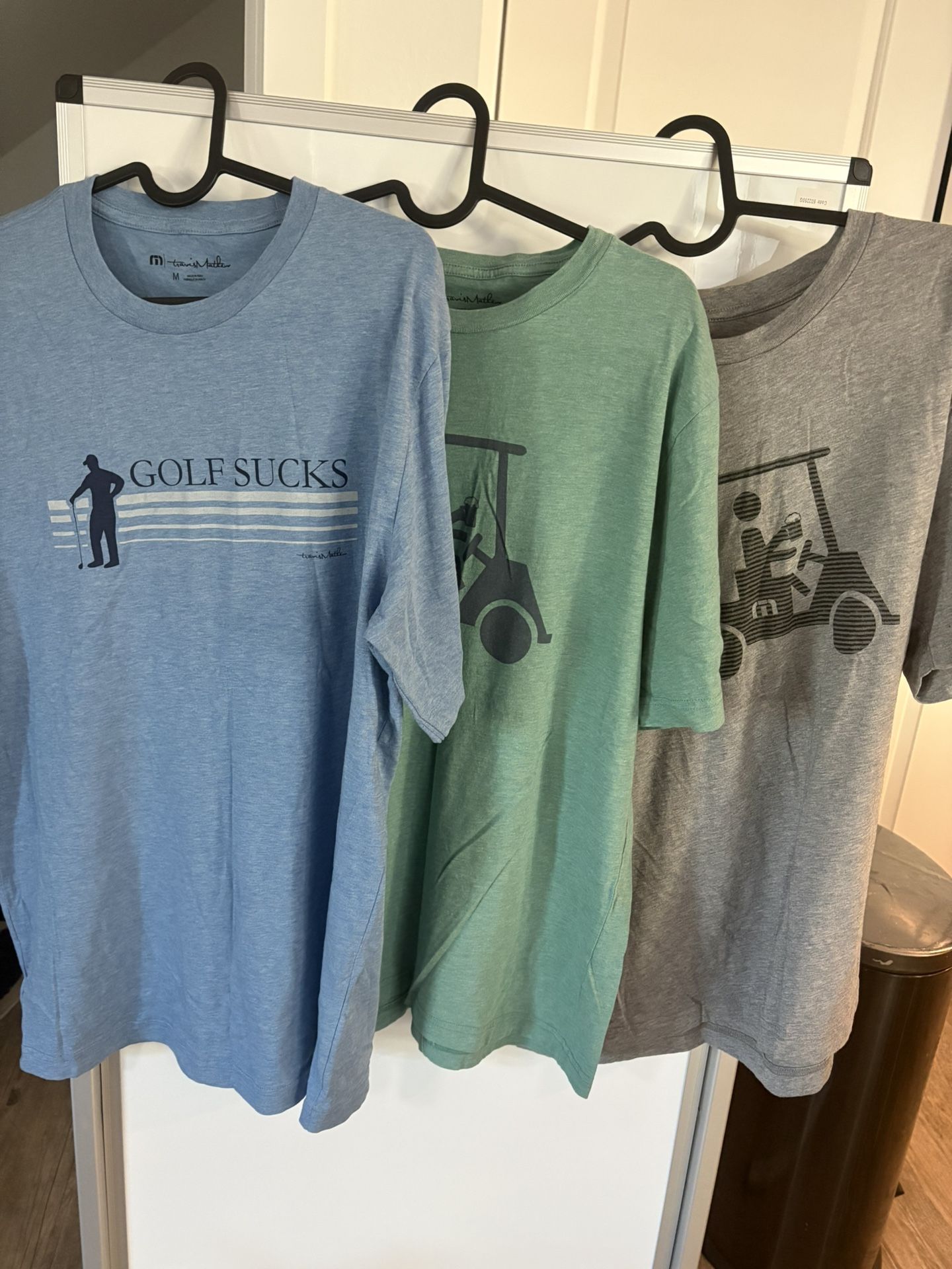 Men’s Travis Matthew Golf Tshirts Medium